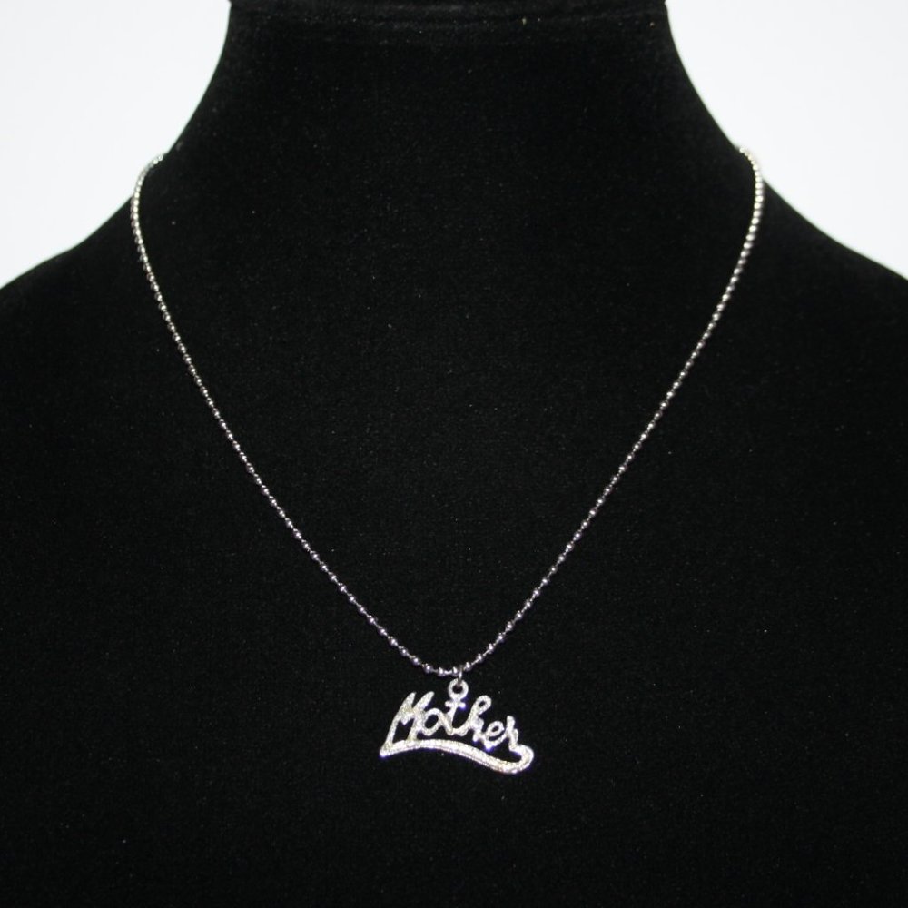 Silver Mother necklace 18"